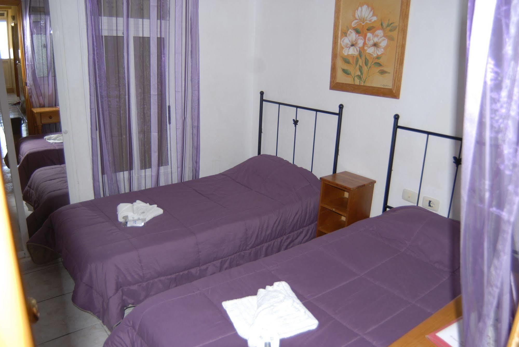 Pension Casa Blanca Los Cristianos  Esterno foto